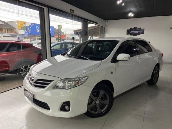 TOYOTA COROLLA 2014