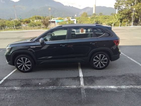 VOLKSWAGEN TAOS 2023