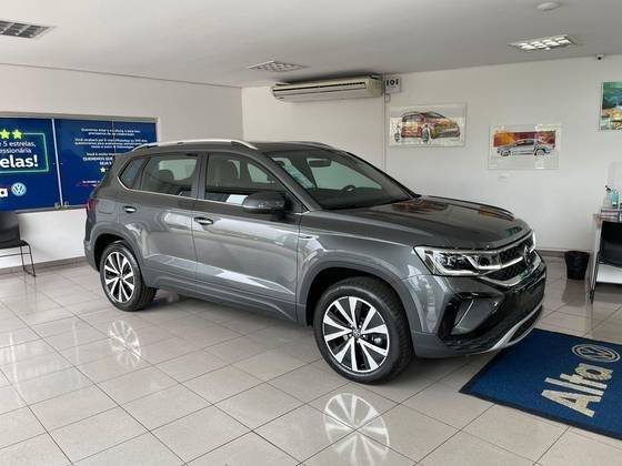 VOLKSWAGEN TAOS 2024
