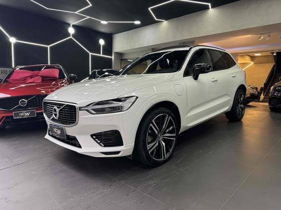 VOLVO XC60 2020