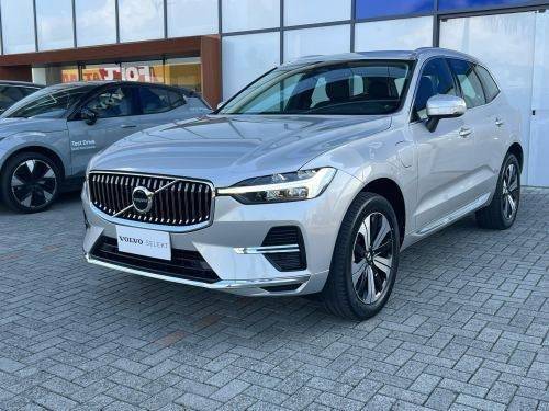 VOLVO XC60 2023