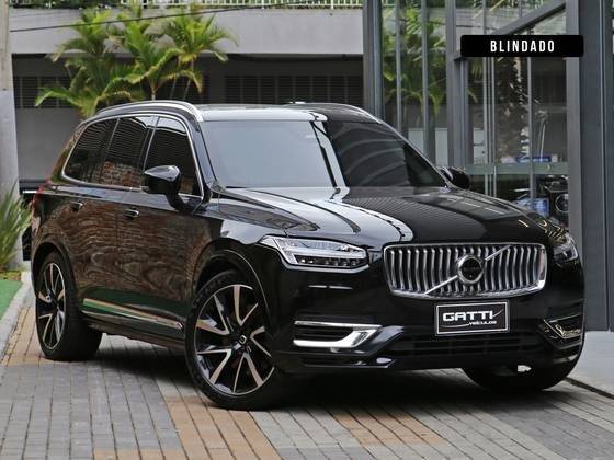 VOLVO XC90 2023