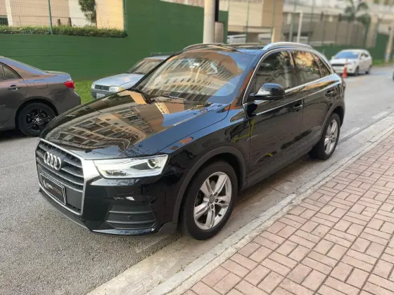AUDI Q3 2018