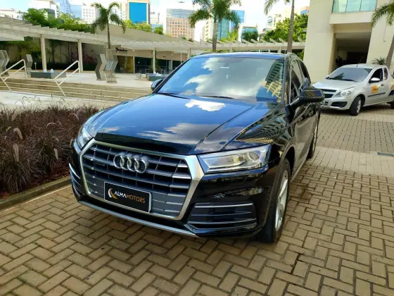 AUDI Q5 2018