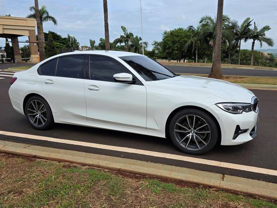 BMW 320i 2020