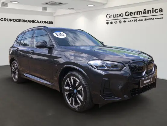 BMW iX3 2024