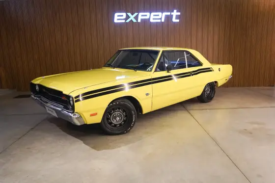 DODGE DART 1975