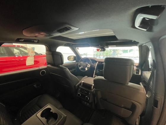 LAND ROVER DISCOVERY 2024