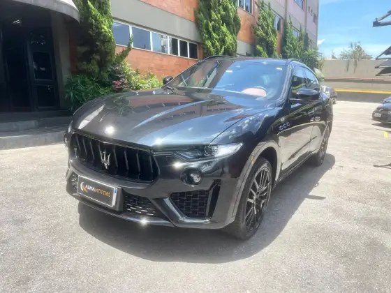 MASERATI LEVANTE 2022