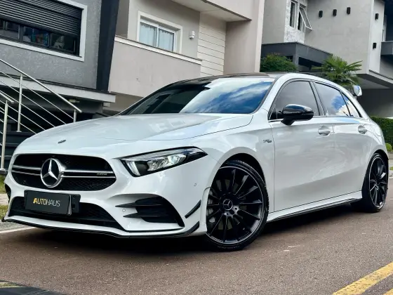 MERCEDES-BENZ A 35 AMG 2023