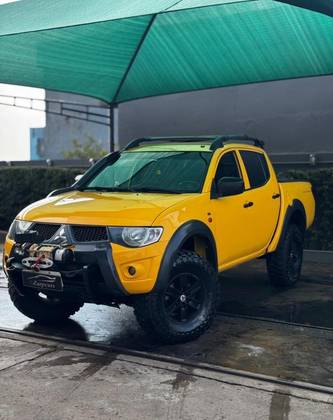 MITSUBISHI L200 SAVANA 2013