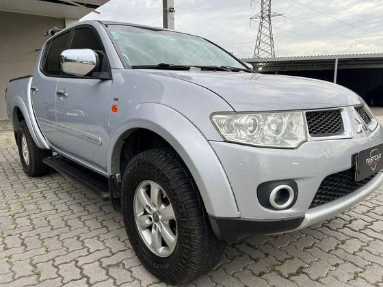 MITSUBISHI L200 TRITON 2013