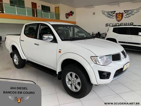 MITSUBISHI L200 TRITON 2012