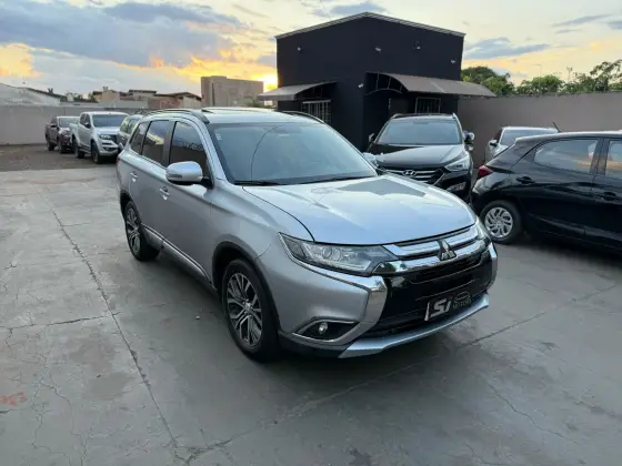 MITSUBISHI OUTLANDER 2016