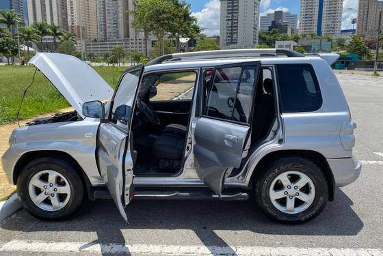 MITSUBISHI PAJERO 2008