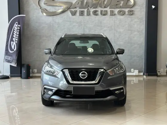 NISSAN KICKS 2017