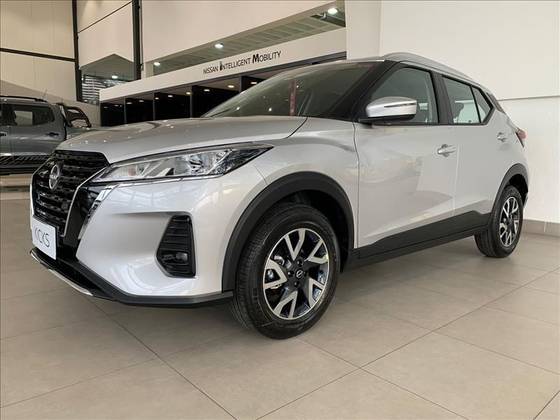 NISSAN KICKS 2024