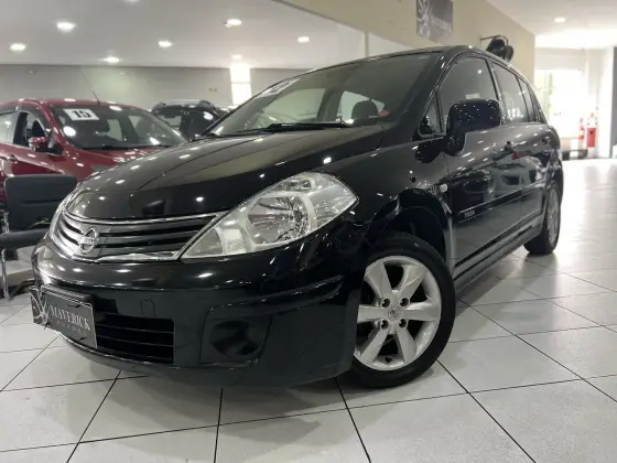 NISSAN TIIDA 2012
