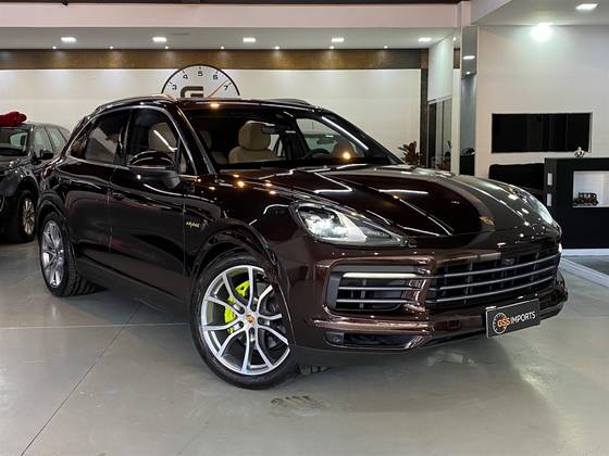 PORSCHE CAYENNE 2020