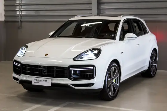 PORSCHE CAYENNE 2022