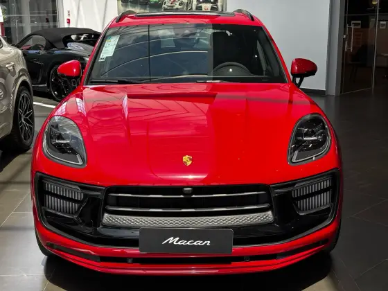 PORSCHE MACAN 2024