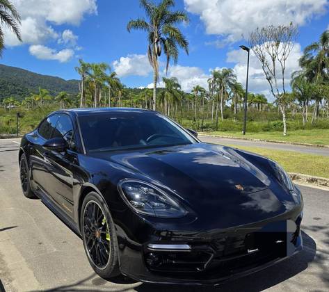 PORSCHE PANAMERA 2023