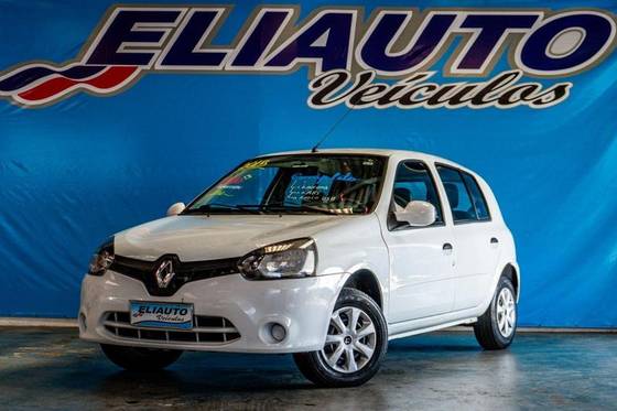 RENAULT CLIO 2015