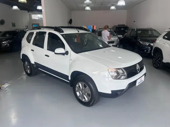 RENAULT DUSTER 2018