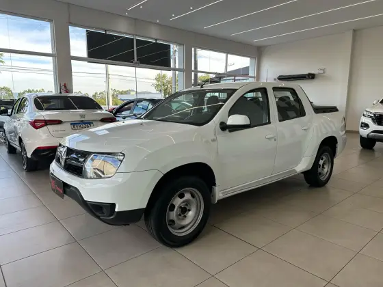 RENAULT DUSTER OROCH 2020