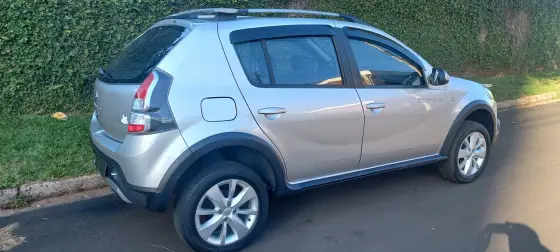 RENAULT SANDERO 2013