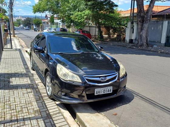 SUBARU LEGACY 2011