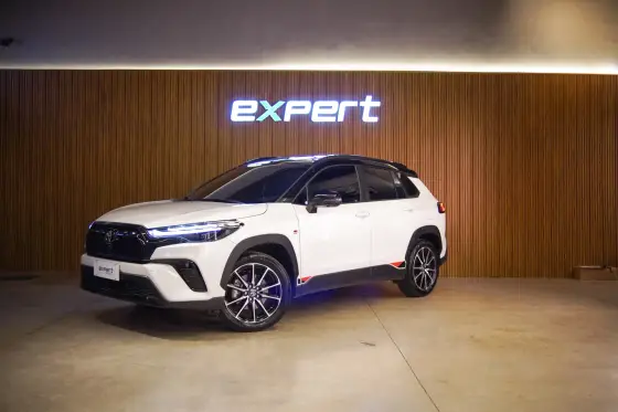 TOYOTA COROLLA CROSS 2026