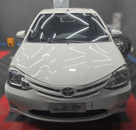 TOYOTA ETIOS 2015