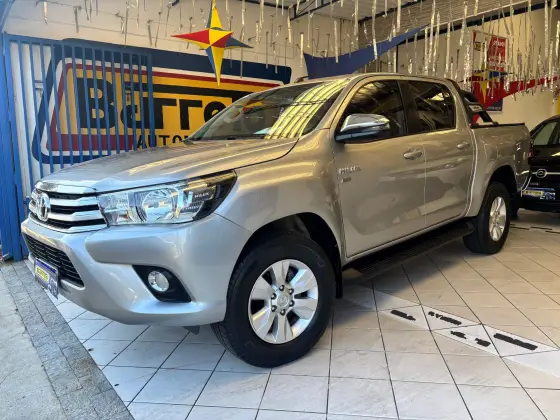 TOYOTA HILUX 2018