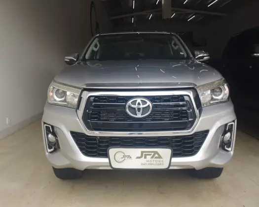 TOYOTA HILUX 2016