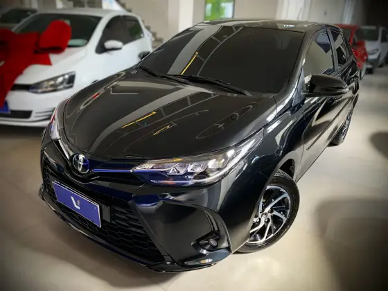TOYOTA YARIS 2025