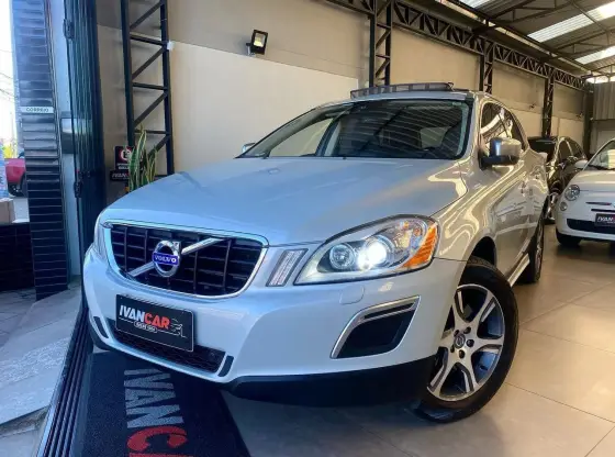 VOLVO XC60 2013