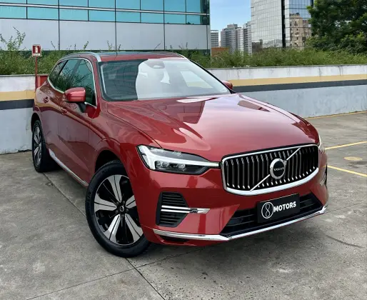 VOLVO XC60 2023