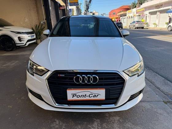 AUDI A3 2017