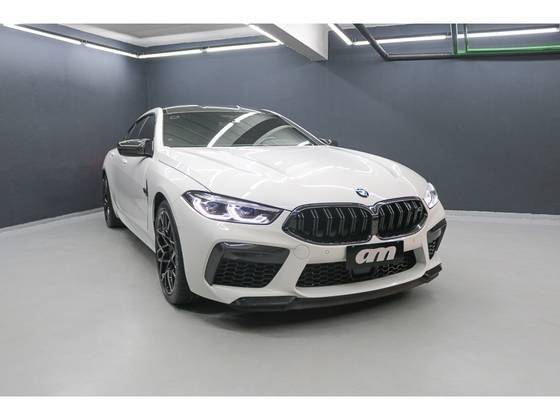 BMW M8 2022