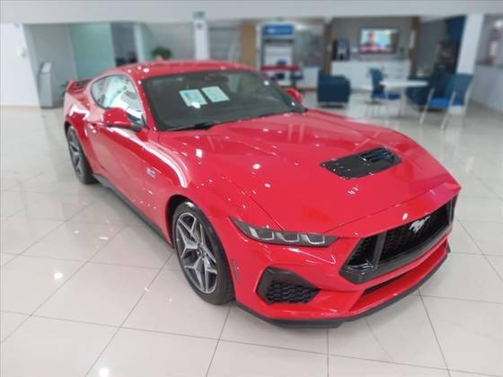 FORD MUSTANG 2024