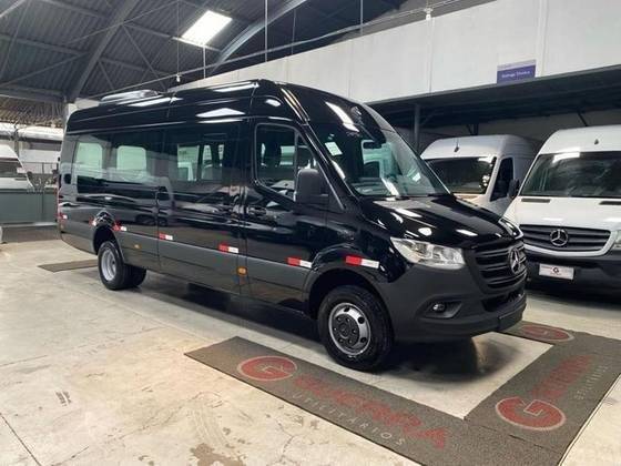 MERCEDES-BENZ SPRINTER 2025