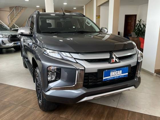 MITSUBISHI L200 TRITON 2023