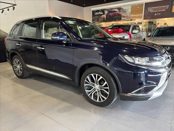 MITSUBISHI OUTLANDER 2018