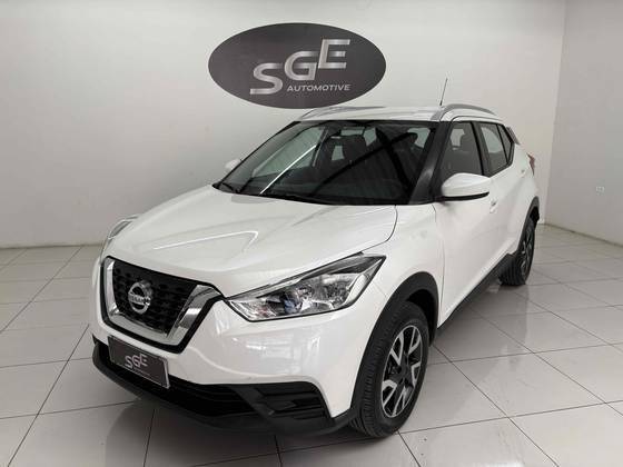NISSAN KICKS 2020