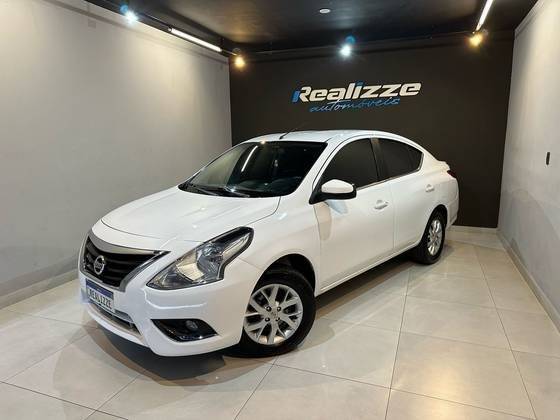NISSAN VERSA 2018