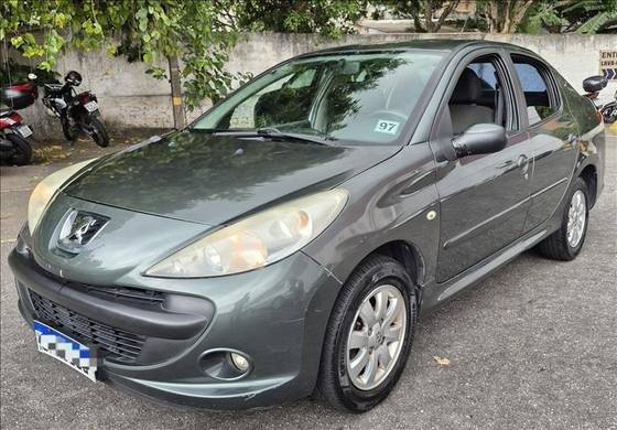 PEUGEOT 207 2010