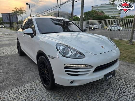 PORSCHE CAYENNE 2013