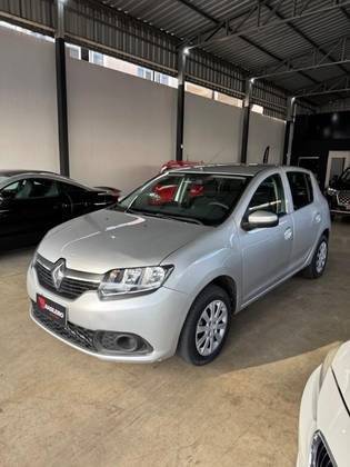 RENAULT SANDERO 2020