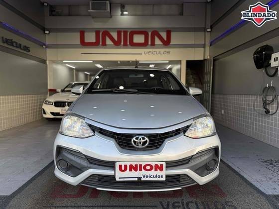 TOYOTA ETIOS 2018